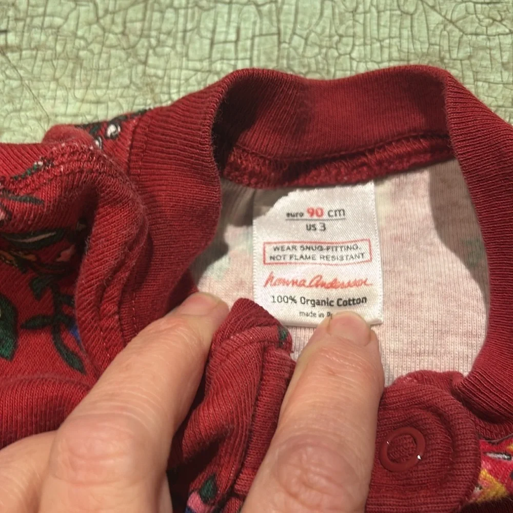 Hanna Andersson Swedish Bouquet Red Footless Sleeper Pajamas Size 90/3